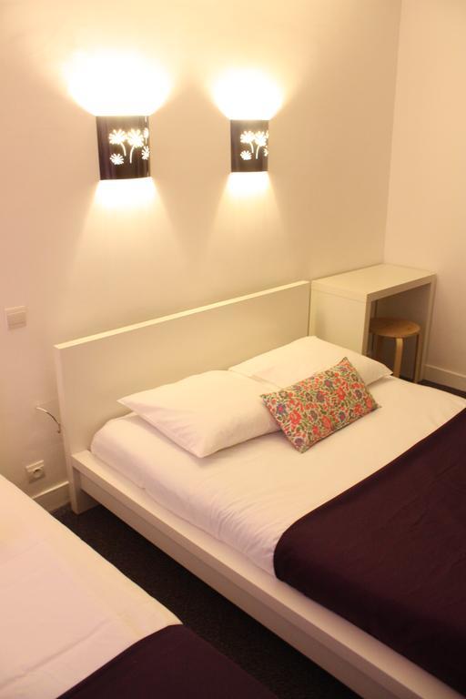 Hotel Petit Bastille Aulnay-sous-Bois Exteriör bild